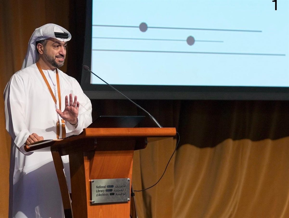 الدكتور حمد المطيري المدير التنفيذي للأرشيف والمكتبة الوطنية، نائب رئيس المجلس الدولي للأرشيف