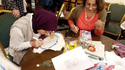 إيناس عبد السميع: تطريز 