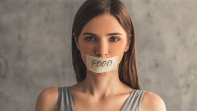 خبيرة تغذية: الفتيات أكثر المصابين باضطراب فقدان الشهية العصبي