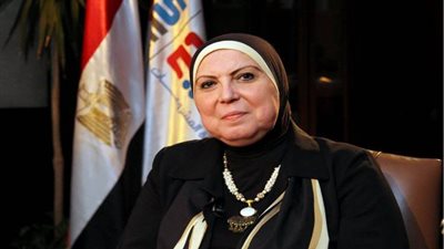 وزيرة الصناعة تغادر إلى السودان للمشاركة في معرض الخرطوم الدولي