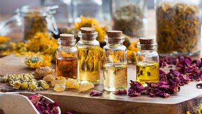 5 زيوت عطرية تساعد فى تحسين المزاج