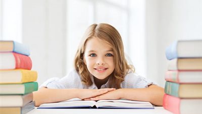 خبيرة مناهج: النماذج الاسترشادية تهيىء أطفالك لأداء الامتحانات.. فيديو