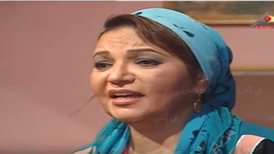 عفاف حمدي: حبيت جوزي من أول عمل مسرحي (فيديو) 