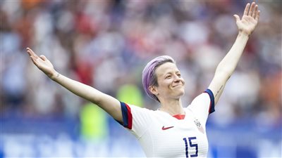 مرشح لرئاسة برشلونة يخطط لضم ميجان رابينو نجمة منتخب أمريكا