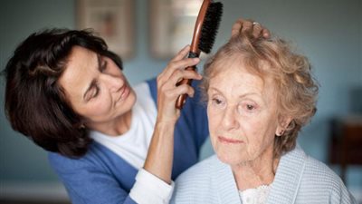 أستاذة بكلية طب «ميتشجان»: النساء أكثر عرضة للإصابة بالزهايمر 