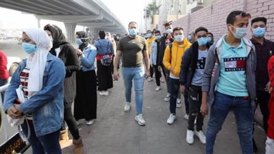 الصحة تسجل انخفاضًا جديدًا بإصابات ووفيات كورونا.. تعرفي عليه