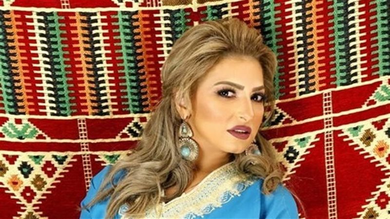 الفنانة منة جلال