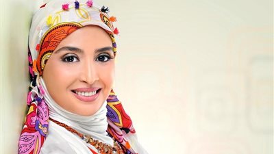 في عيد ميلاد حنان ترك.. توهج فني واعتزال بعد الحجاب