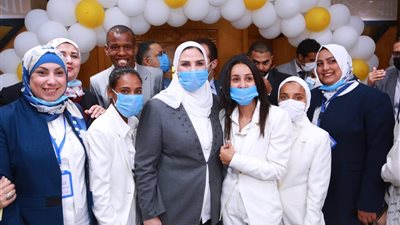 «القباج» تُحذر من ضرب الأطفال.. و«بيوت مصر» لدعم الأيتام: وزيرة الإنسانية