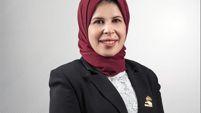 د. منى عبد العاطى