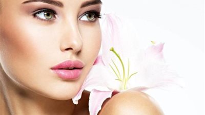 بماذا ينصح الأطباء لحماية بشرتك من أشعة الشمس؟