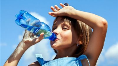  5 نصائح للحفاظ على صحة طفلك في الأجواء الحارة