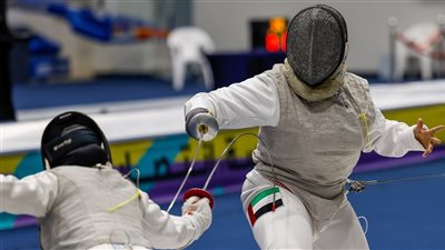 195  لاعبة في بطولة العالم لسلاح الإيبية للسيدات بالإمارات