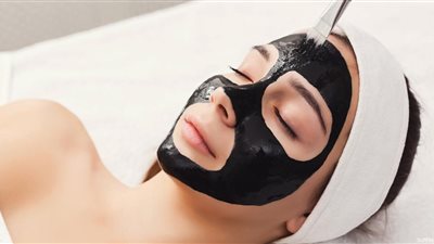 استخدام الفحم للبشرة.. اكتشف فوائده الرائعة