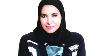 سعاد الصباح | شاعرة كويتية حاصلة على دكتوراة في الاقتصاد والمرأة العاملة