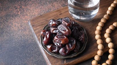 هل يجوز الجمع بين صيام القضاء والعشر من ذي الحجة؟ «الإفتاء تُجيب»