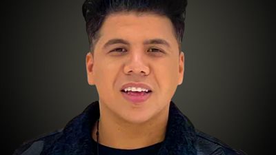 عمر كمال يروج لحفله الجديد بمشاركه نجوم المهرجانات مسلم وعنبة