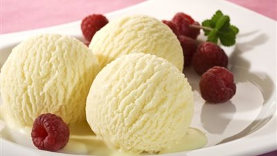 طريقة عمل آيس كريم الفانيلا اللذيذ