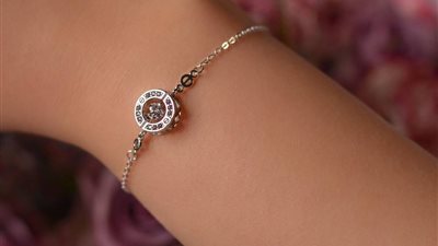  تفسير رؤية الإسورة الفضة في المنام للعزباء والمتزوجة