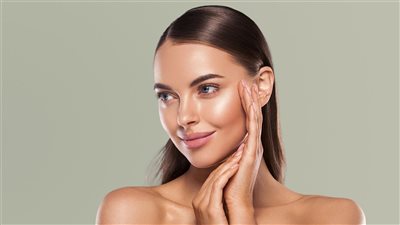 وصفات طبيعية لإزالة اسمرار الجلد وتفتيح المناطق الداكنة