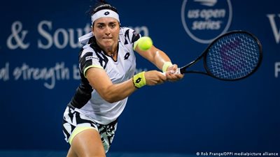 أنس جابر تتأهل إلى ربع نهائي لبطولة نوتنجهام المفتوحة للتنس