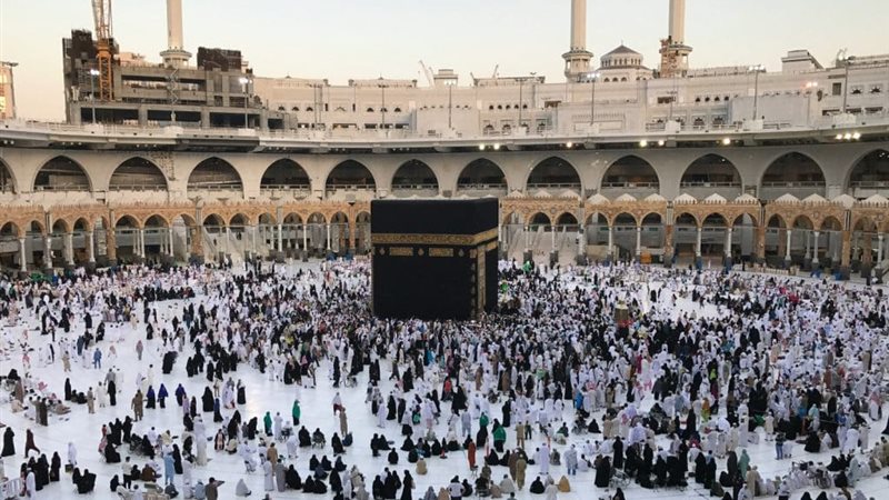 واقعة سيدة منتقبة