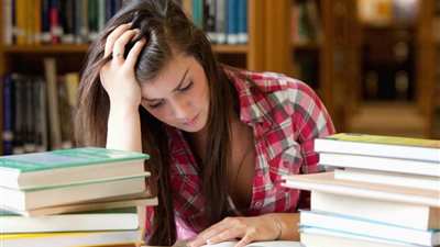 لاستعادة التركيز.. نصائح لطلاب الثانوية للتخلص من الكسل بعد انتهاء اجازة عيد الأضحى