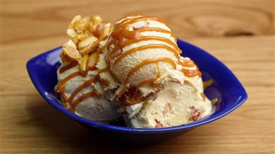 طريقة عمل الآيس كريم بالمكسرات في مطبخك