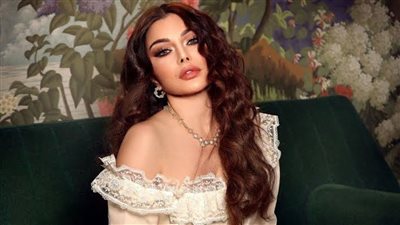 أبرز 3 إطلالات لـ هيفاء وهبي بالعبايات (صور)