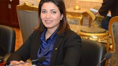 بسبب انقطاع الكهرباء.. مبادرة النائبة نانسي نعيم لتوفير أماكن  لطلاب الثانوية العامة مكيفة الهواء بمكتبة الكنيسة الإنجيلية بسوهاج