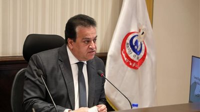 بالأسماء.. وزير الصحة يصدر حركة تنقلات جديدة بالمديريات