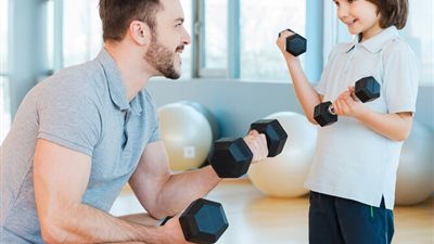 لصحة أطفالك.. 6 عادات تساعدك على تحسين صحة العظام