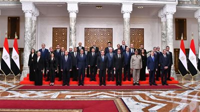 «هيرنيوز» تنشر التشكيل الكامل للحكومة الجديدة عقب حلف اليمين