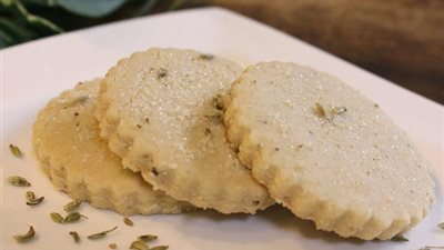 طريقة عمل بسكويت اليانسون بالشمر بمذاق لذيذ 