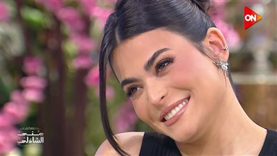 أسماء جلال ترد على شائعات إجرائها عمليات تجميل