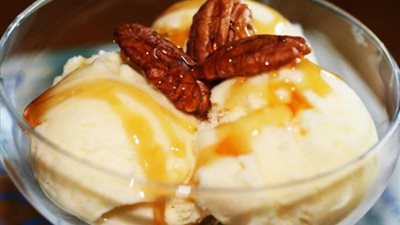 طريقة عمل آيس كريم التمر والعسل