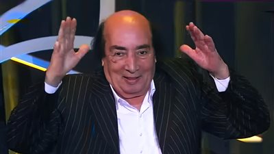 بعد اعتزاله الفن.. حكايات عبد الله مشرف مع عادل إمام وأحمد زكي 