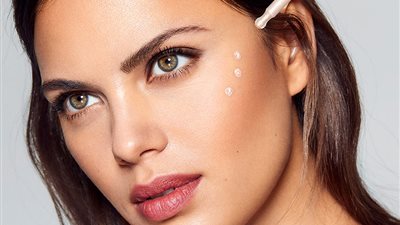 أفضل منتجات كونسيلر بتركيبة خفيفة لا تسد المسام| صور