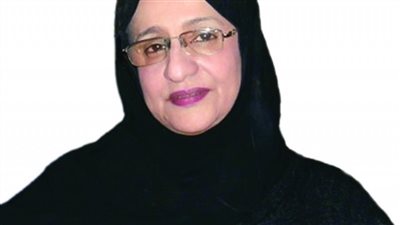 بقلم ملحة عبدالله: بين الكلمة والعرض