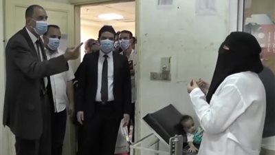 وزير الصحة يدعو «طبيبة المراغة» وزوجها لزيارته في مقر الوزارة