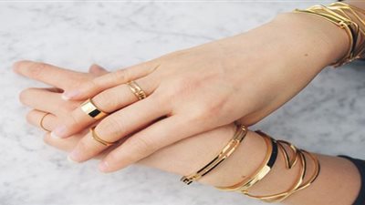 تفسير رؤية الخاتم الذهب في المنام للمتزوجة والعزباء والحامل 