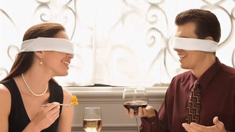 Blind Date مع بنات