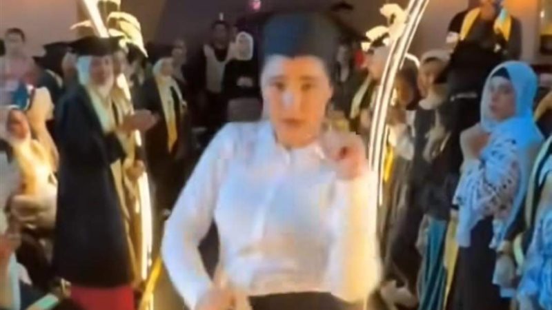 الطالبة فرح سعيد