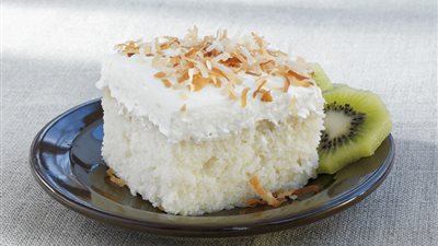 طريقة عمل كيكة جوز الهند اللذيذة