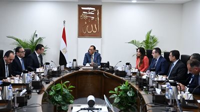 رئيس الوزراء يُتابع خطة تسويق 35 ألف وحدة سكنية في عدد من المدن الجديدة