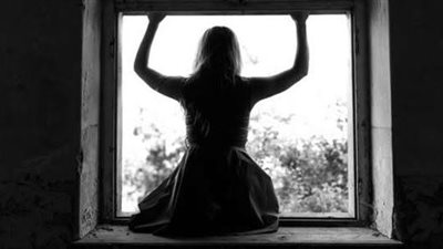 سيدة تنتحر في عين شمس بسبب زوجها.. والتحقيقات تكشف مفاجأة