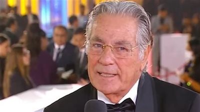 مصطفى فهمي يتعرض لأزمة صحية ويدخل المستشفي