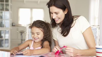 للأمهات.. 4 طرق لأطفالك لتقليل التوتر المستمر