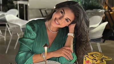 ياسمين صبري تشتعل جاذبية بإطلالة خضراء في عشاء خاص (صور)    