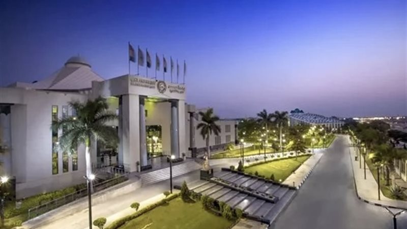 جامعة مصر للعلوم
